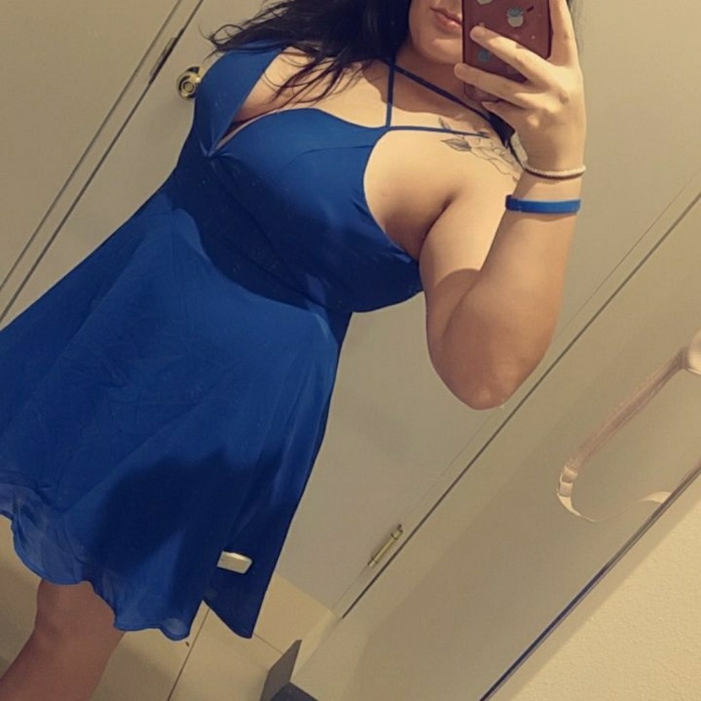 Dress - Picture 2 of 2
